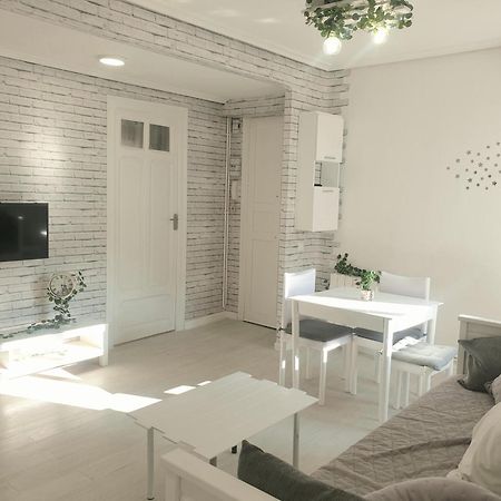 Apartamento Eguzkilore. Logroño Buitenkant foto