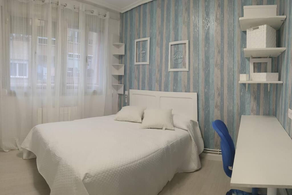 Apartamento Eguzkilore. Logroño Buitenkant foto