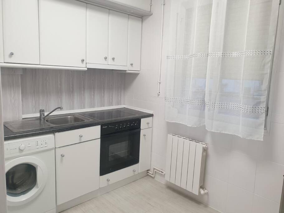 Apartamento Eguzkilore. Logroño Buitenkant foto