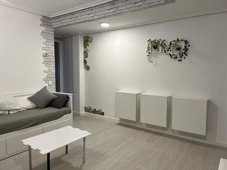 Apartamento Eguzkilore. Logroño Buitenkant foto